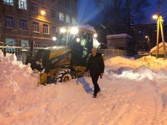 Вячеслав Доронин проконтролировал проведение работ по очистке от снега улиц и проездов Заводского района